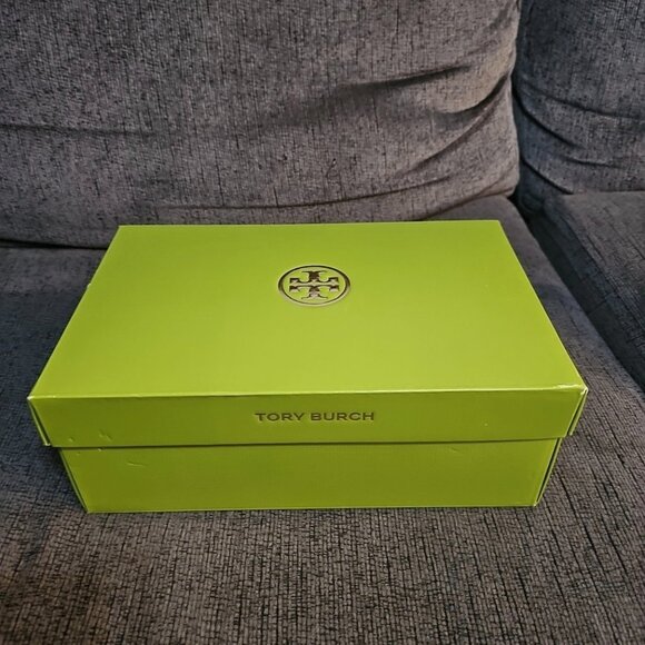 Tory Burch Double T Buckle Pump 80mm Suede Goat Leather - Picture 10 of 10